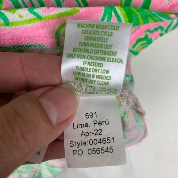 Lilly Pulitzer size XS extra small pink pineapple fish Vibrant Pink Green Tee - Picture 7 of 10
